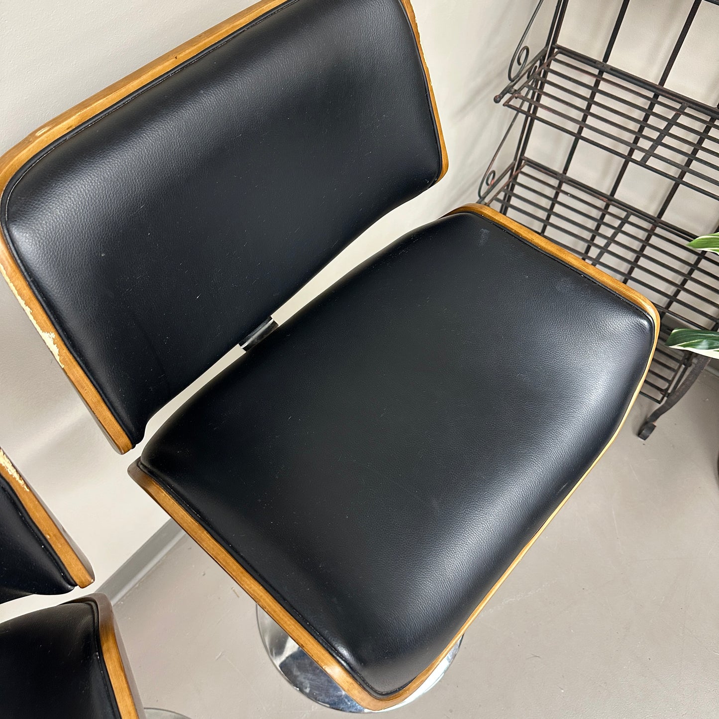 Swivel Adjustable Height Counter/Bar Stool (set of 3)