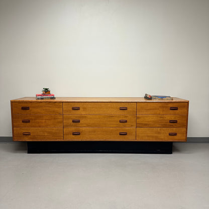 Mid-Century Modern Teak 9 Drawers Dresser