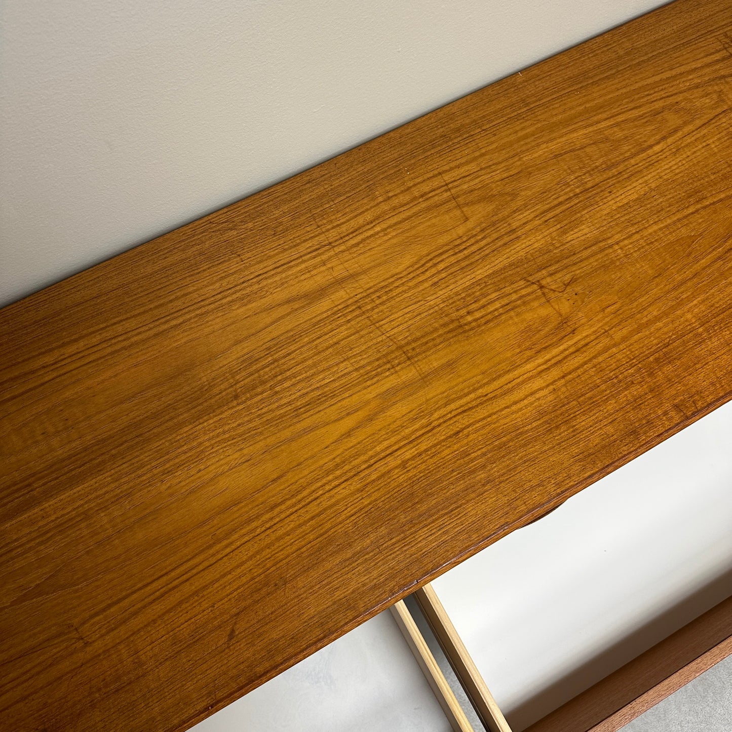 Mid-Century Modern Teak 9 Drawers Dresser