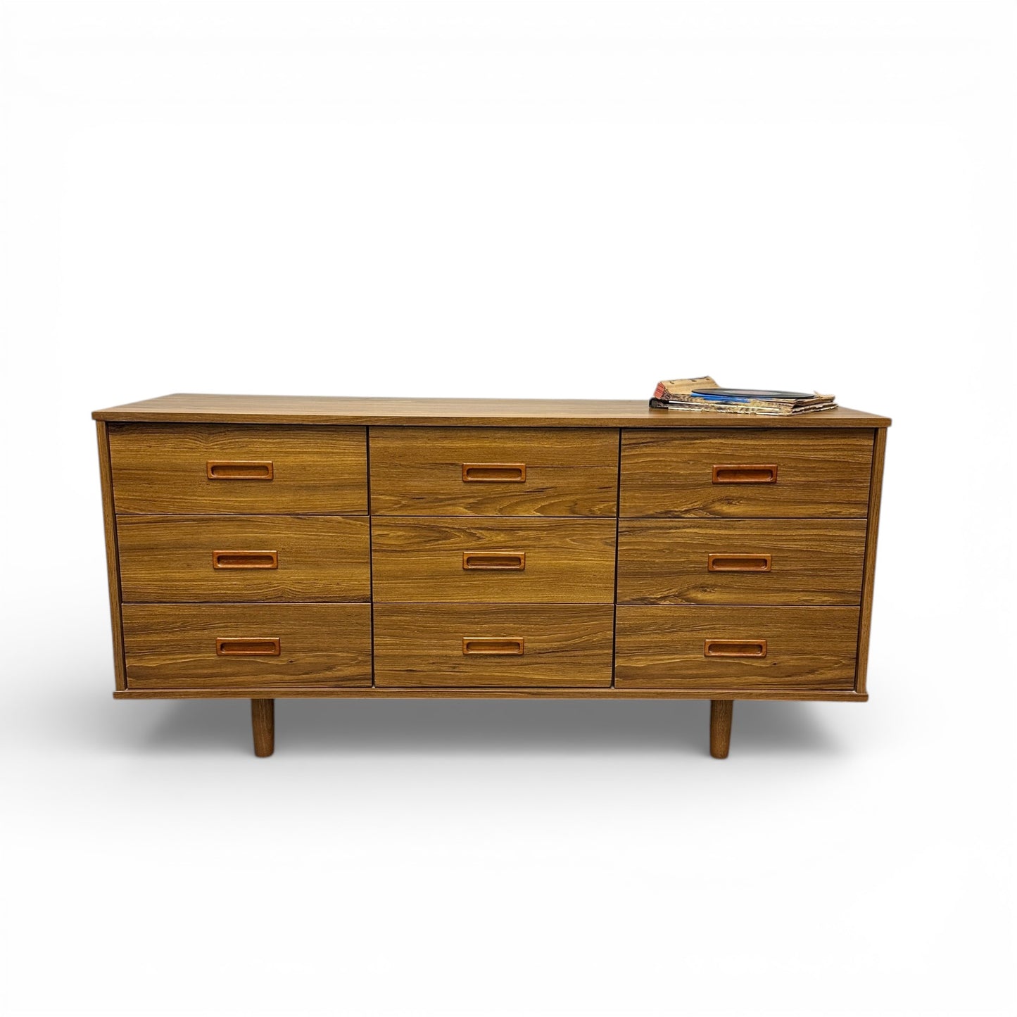 Mid-Century 9 Drawers Dresser by DeFehr