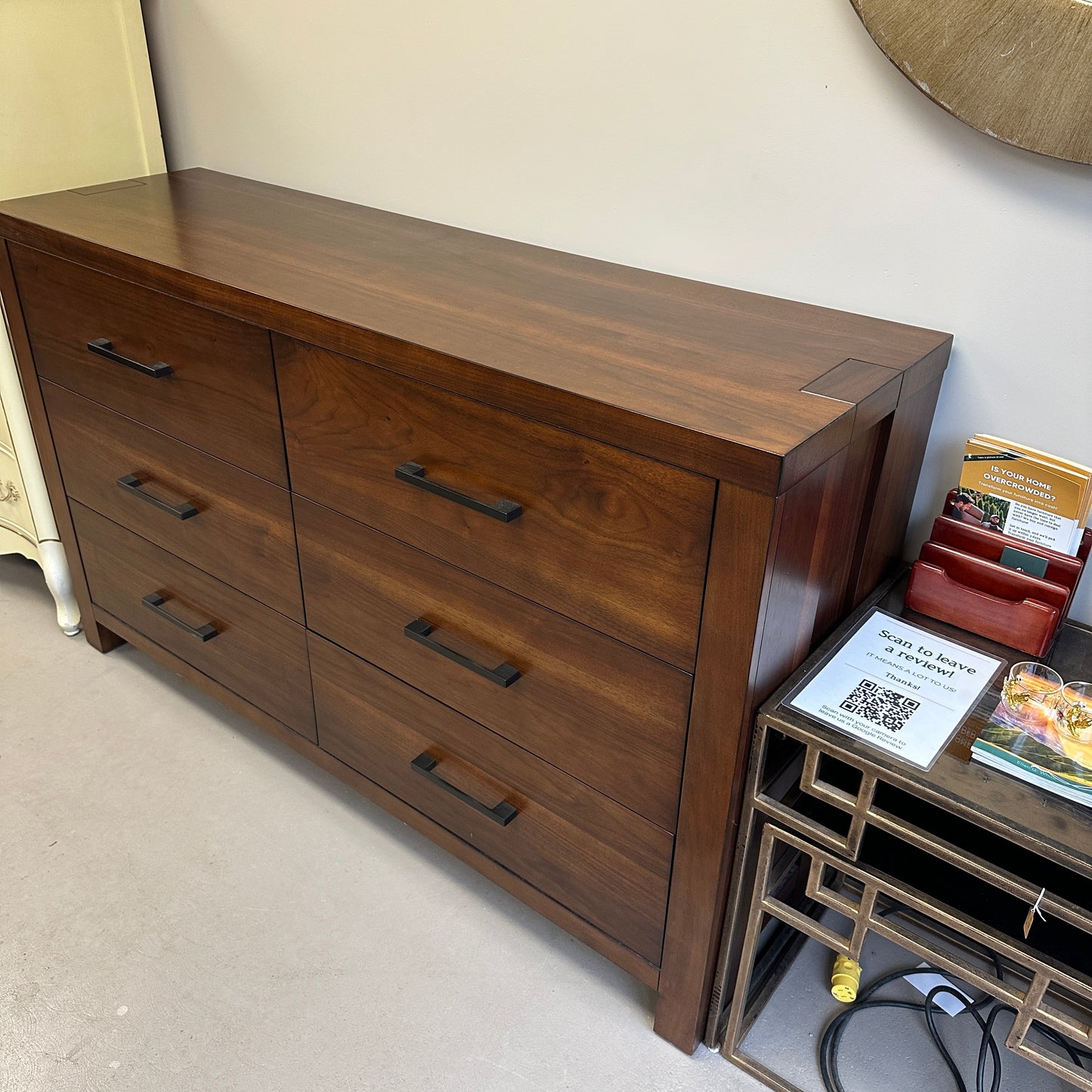 Walnut Modern 6 Drawers Dresser
