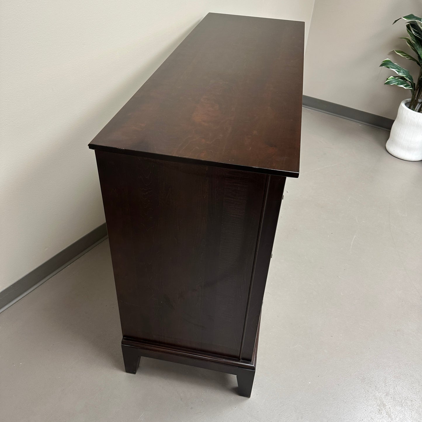 Solid Wood Dark Brown 6 Drawers Dresser