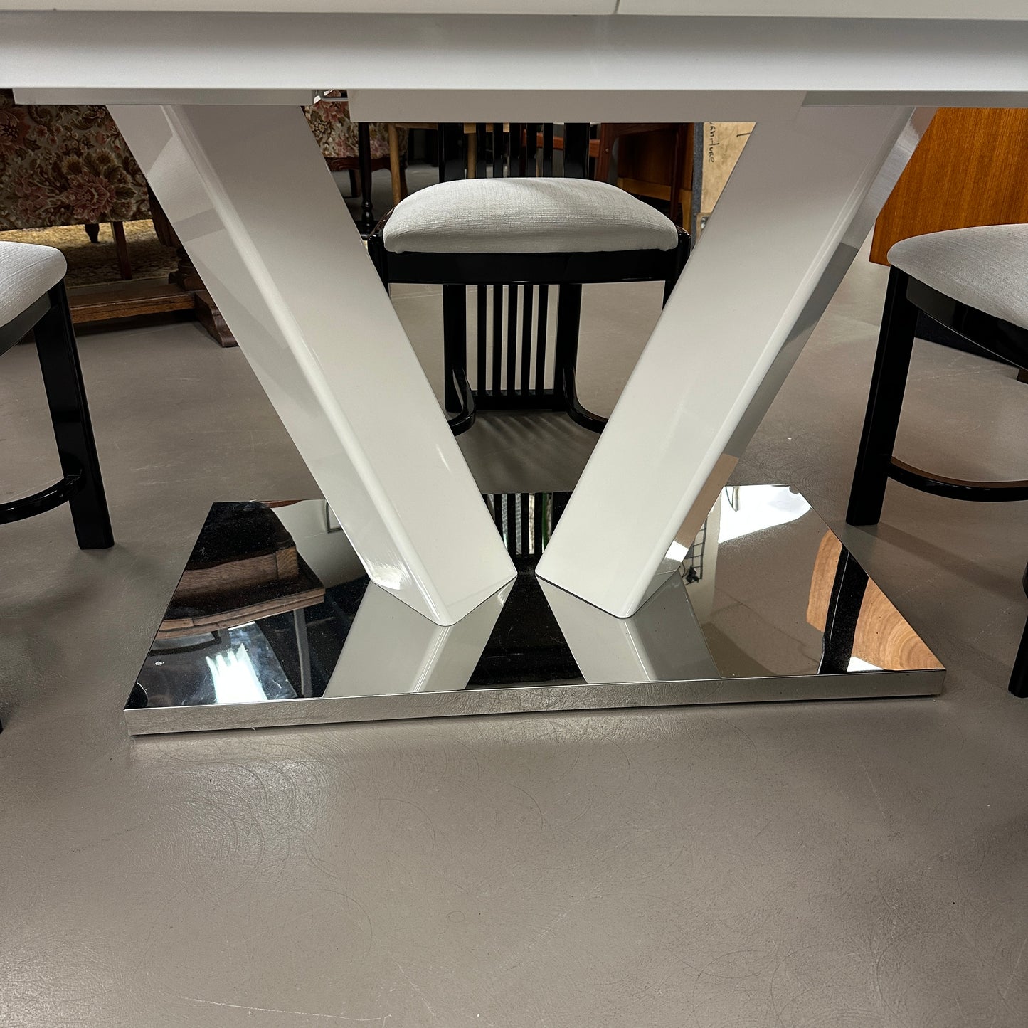 High-End Extendable Dining Table with Italian Dining Chairs