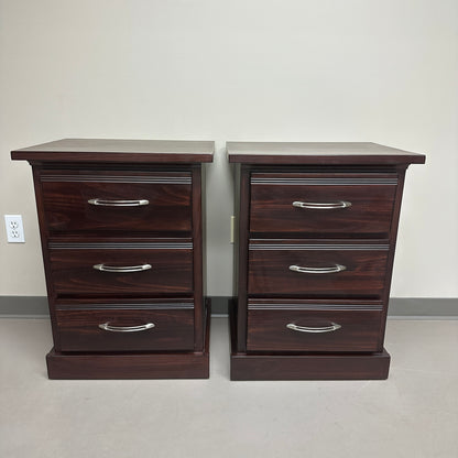 Solid Wood Chocolate Stain Nightstands (set of 2)