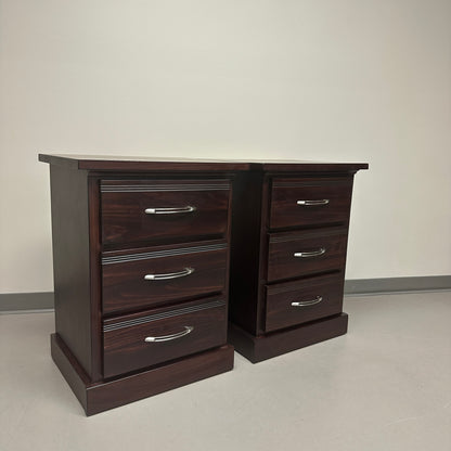 Solid Wood Chocolate Stain Nightstands (set of 2)