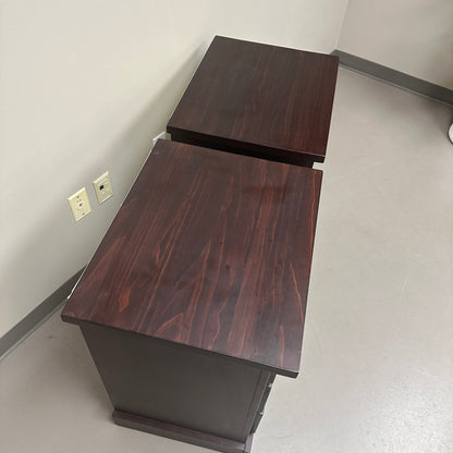 Solid Wood Chocolate Stain Nightstands (set of 2)