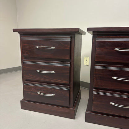 Solid Wood Chocolate Stain Nightstands (set of 2)