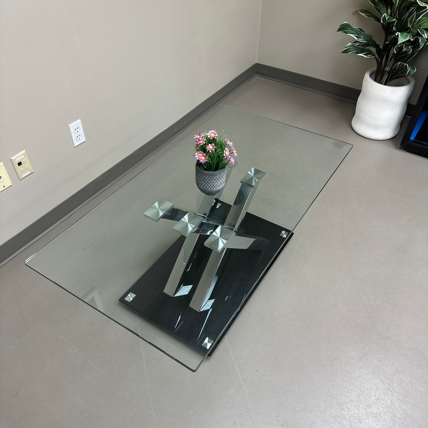 Brassex Glass Cocktail Table