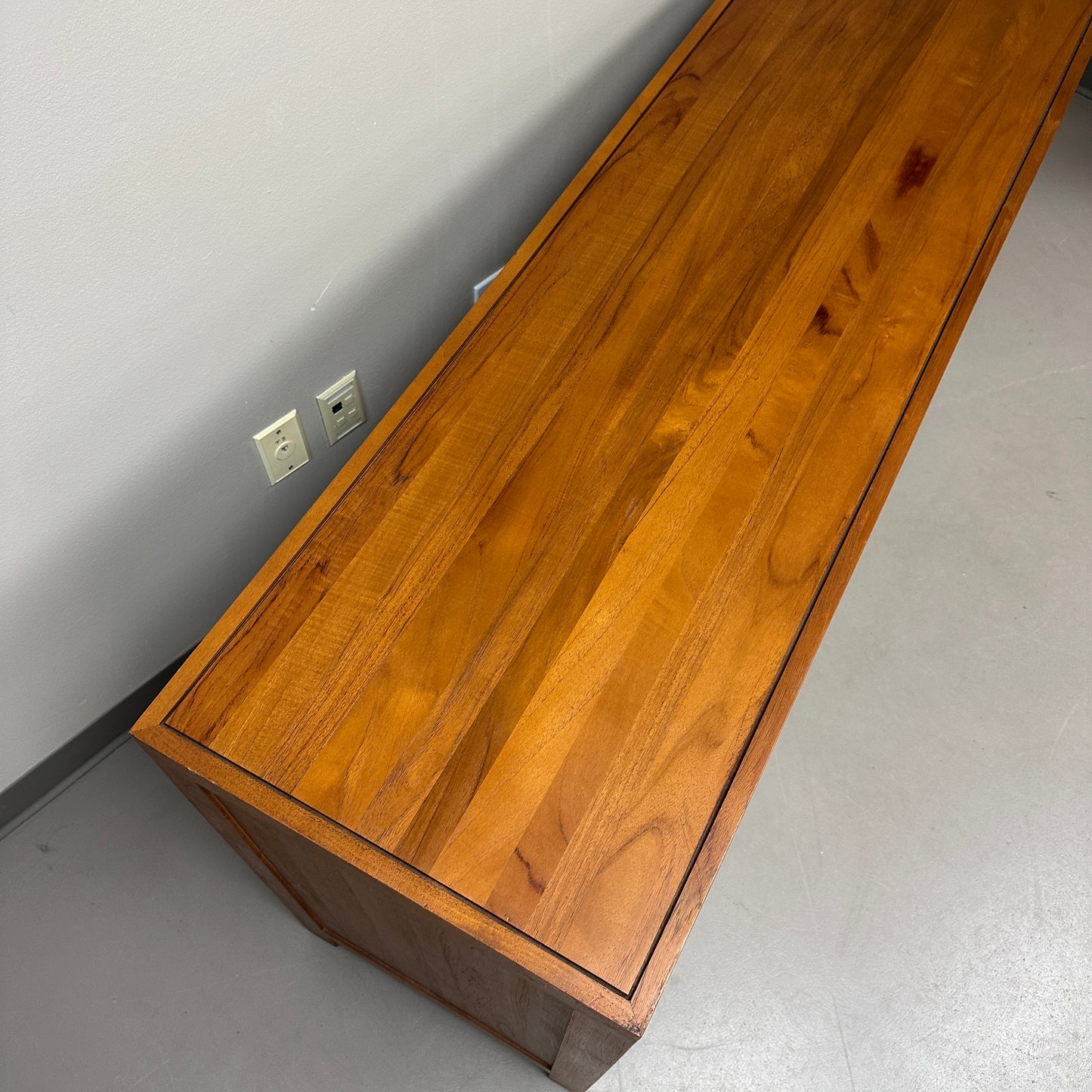 Klass 9 Drawers Solid Teak Dresser