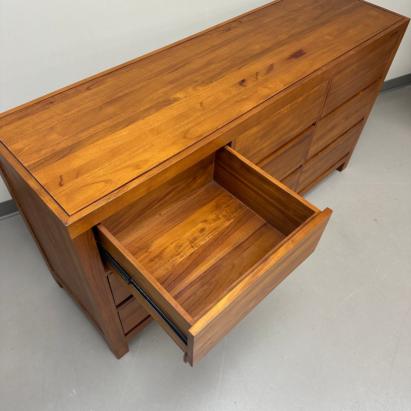 Klass 9 Drawers Solid Teak Dresser