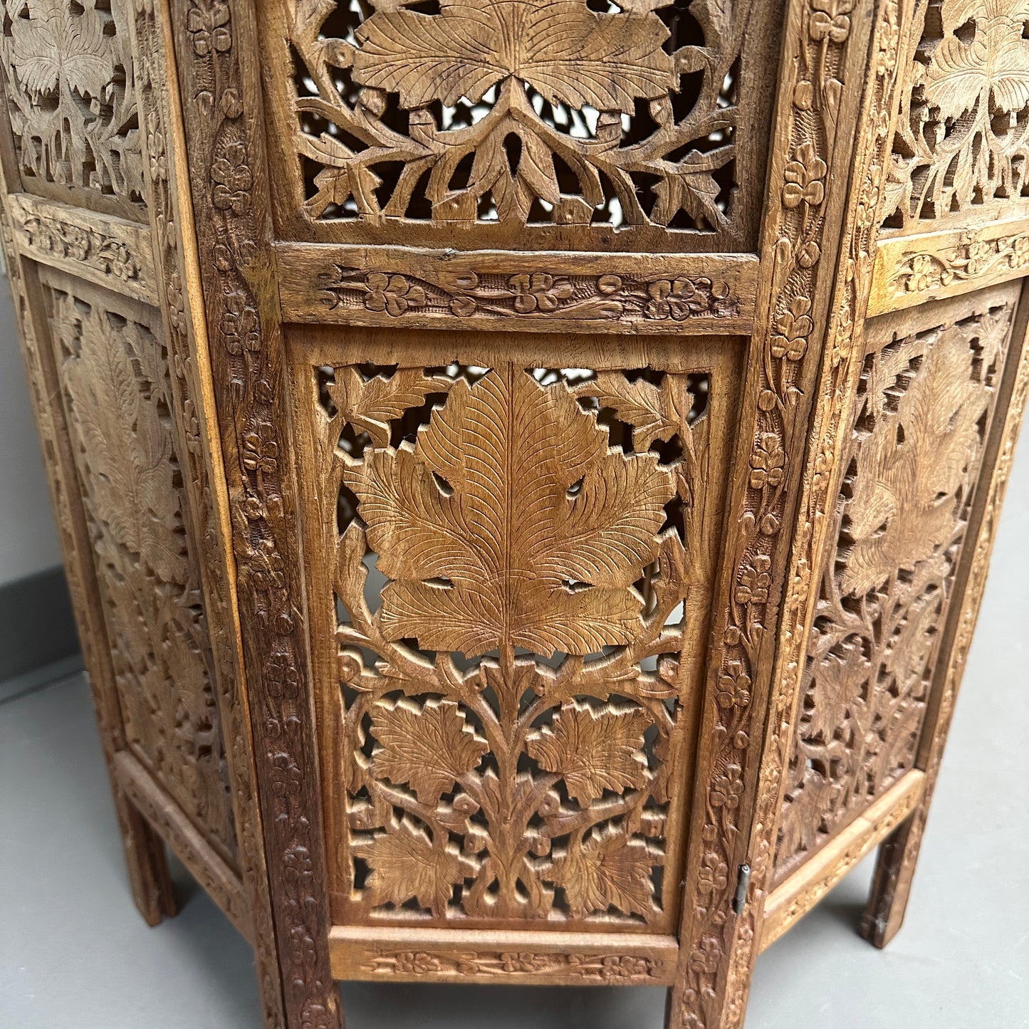 Carved Wood Round/Hexagon Side Table