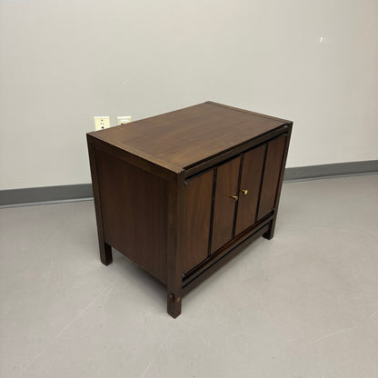 1960s Mid-Century Modern Nightstand