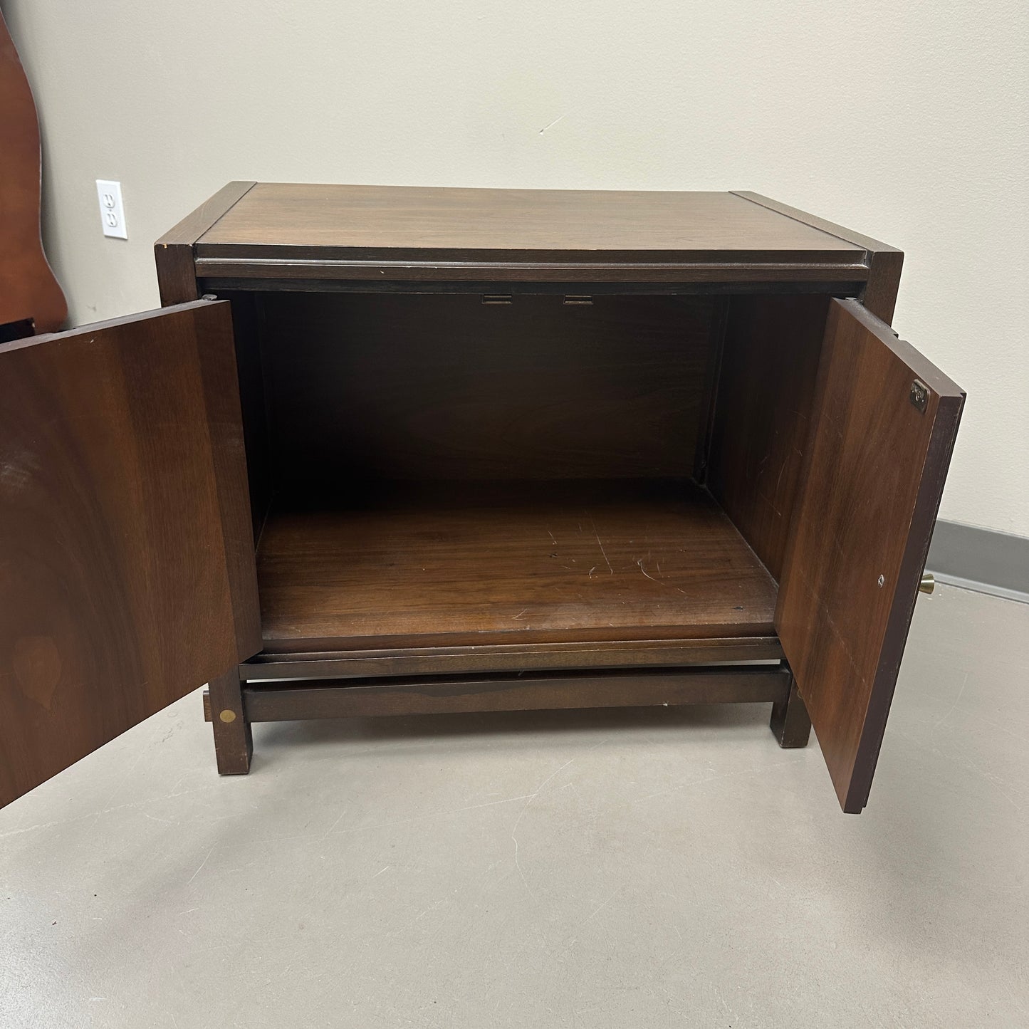 1960s Mid-Century Modern Nightstand