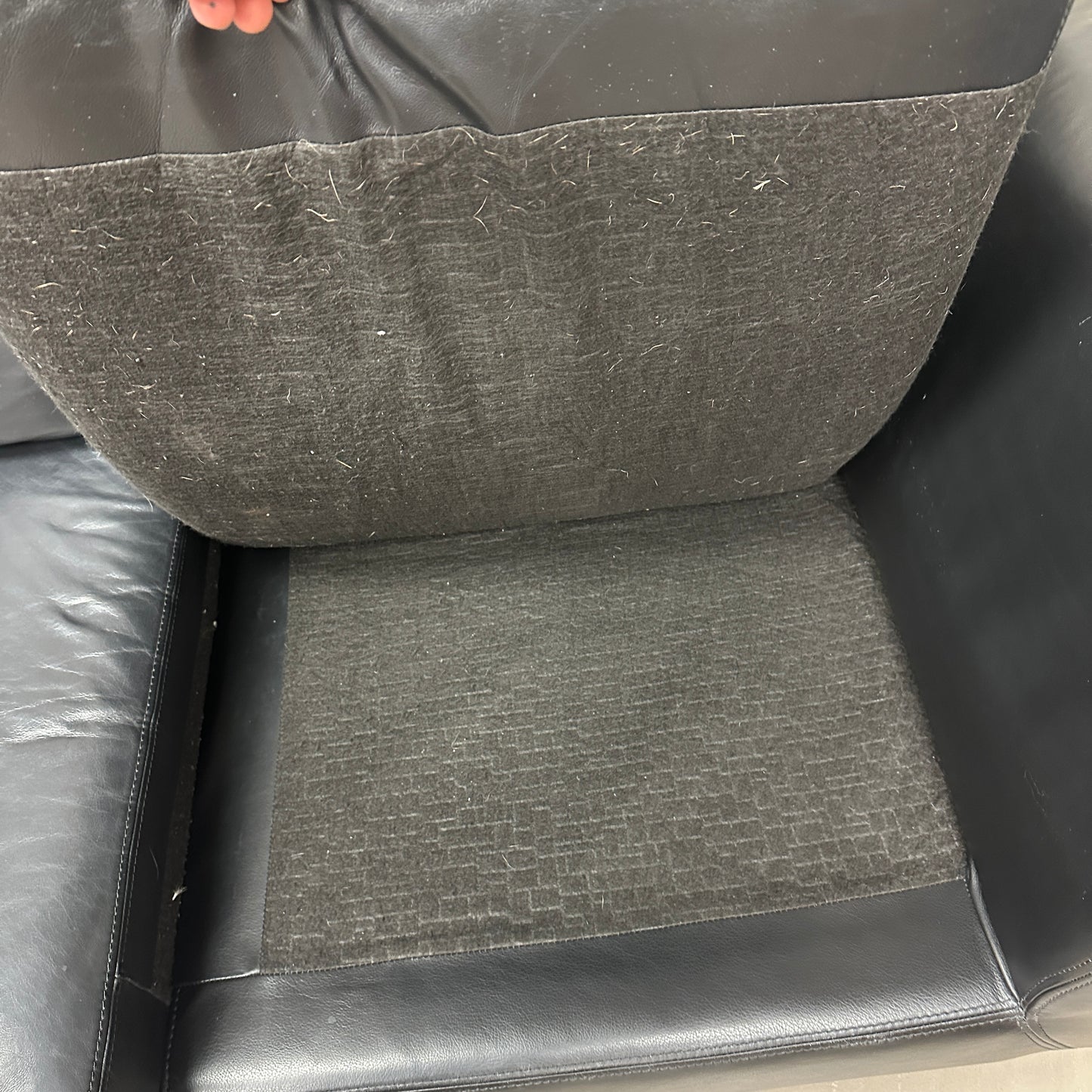 Black Leather 3 Seats Couch