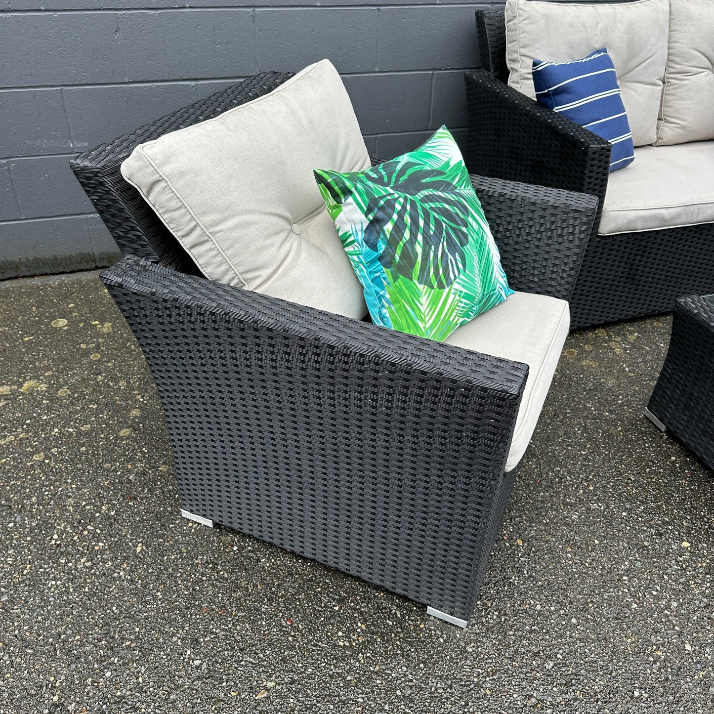 Patio Wicker Set - 4 pieces