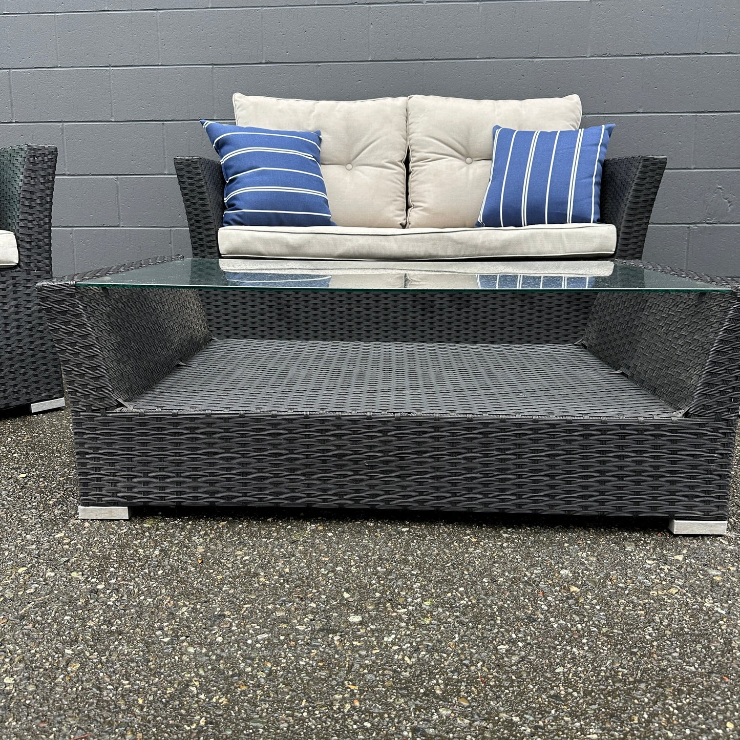 Patio Wicker Set - 4 pieces