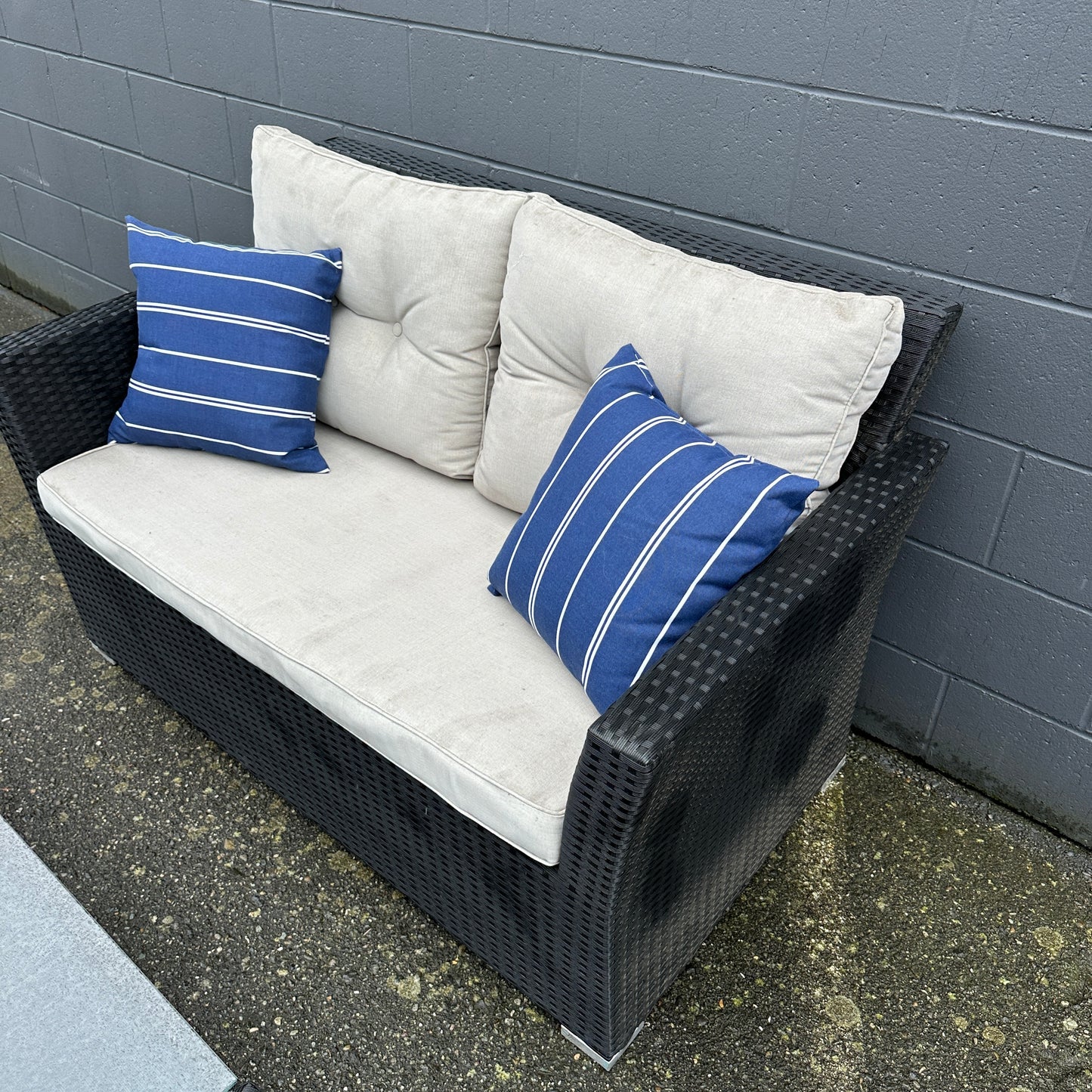 Patio Wicker Love Seat + Coffee Table