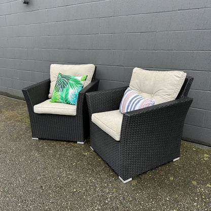 Wicker 2 Patio Chairs