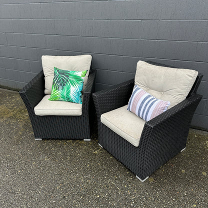 Wicker 2 Patio Chairs