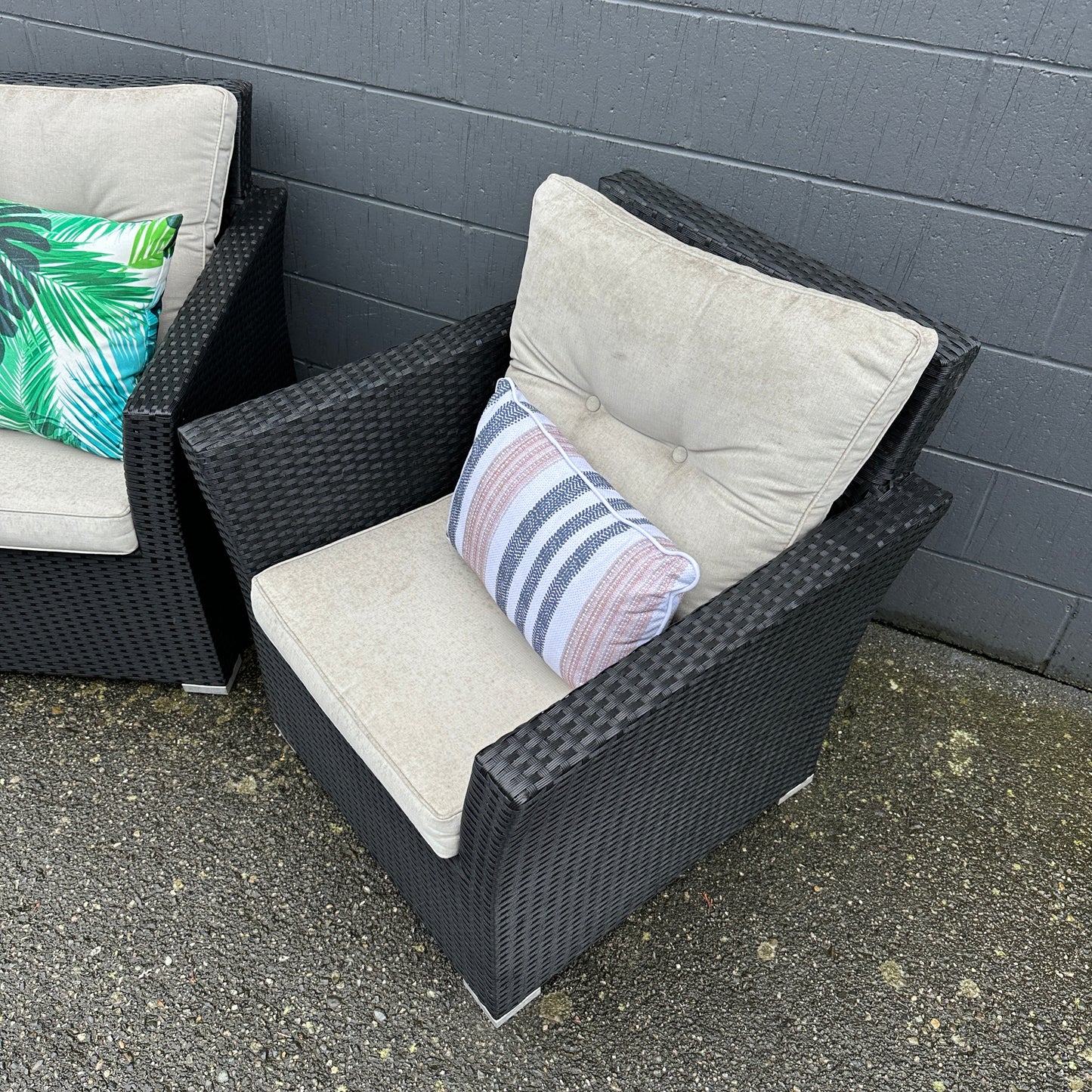 Wicker 2 Patio Chairs
