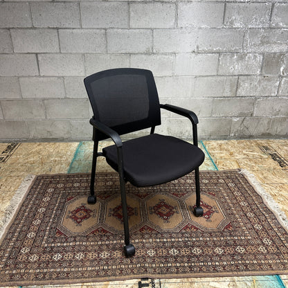 Aero Stackable Guest Chair on Wheels (x1)