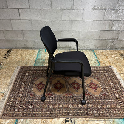 Aero Stackable Guest Chair on Wheels (x1)