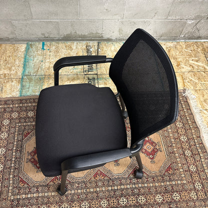Aero Stackable Guest Chair on Wheels (x1)