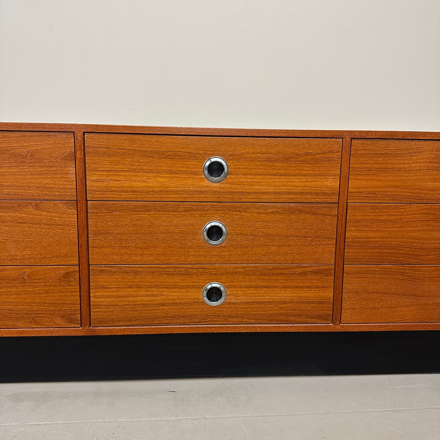 Mid-Century Modern Teak 9 Drawers Dresser