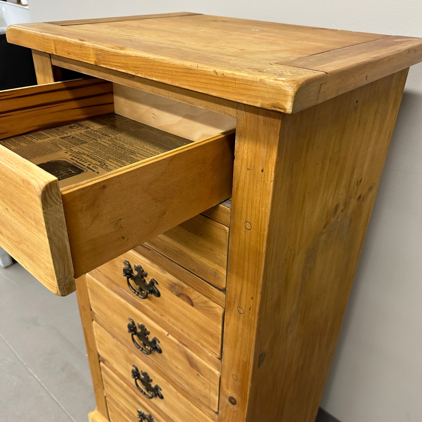 Vintage Tall 7 Drawers Dresser