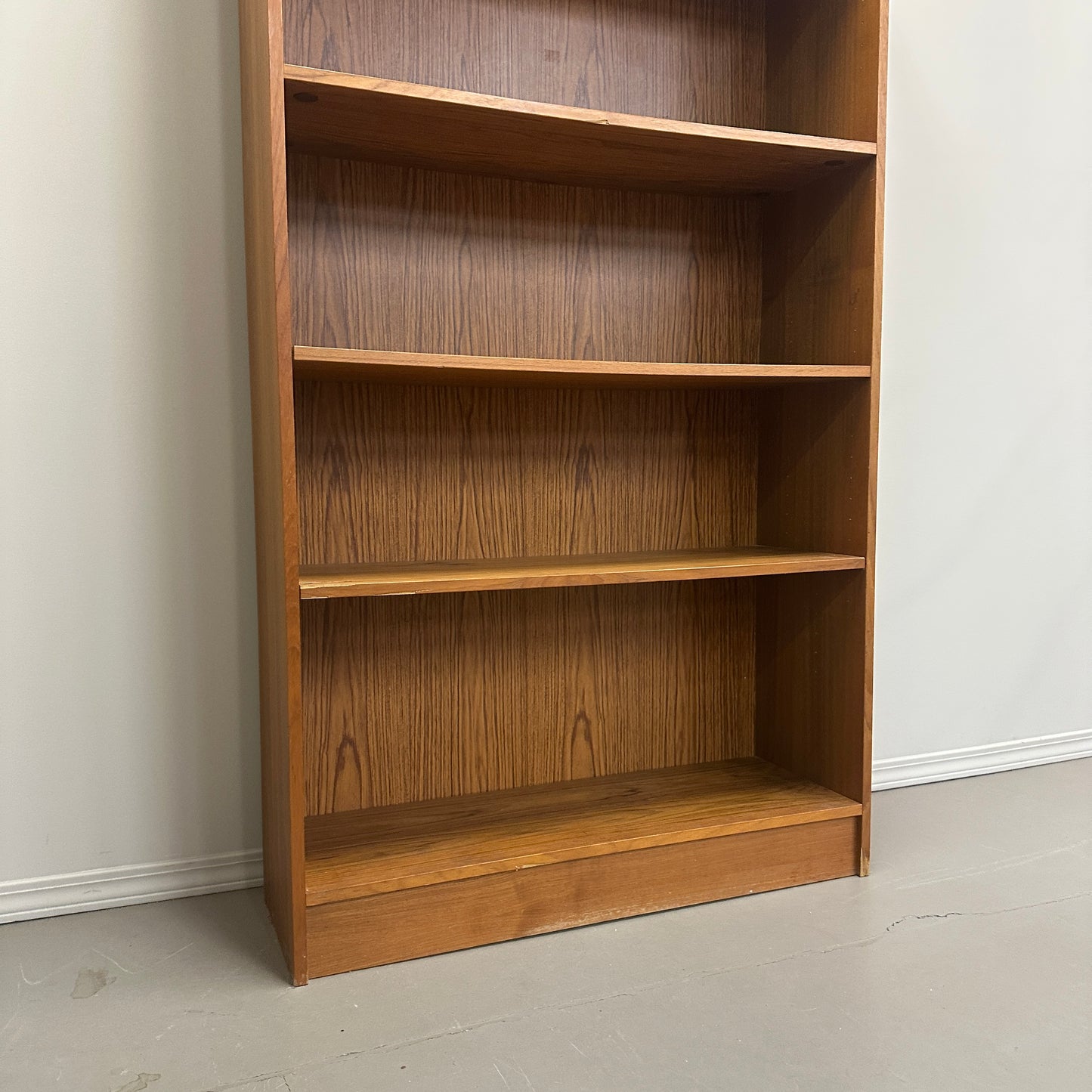 Danish MCM Bookshelf
