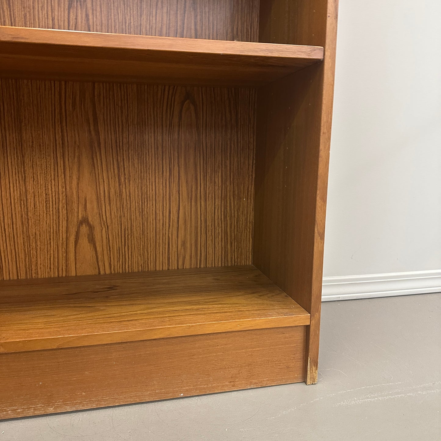 Danish MCM Bookshelf