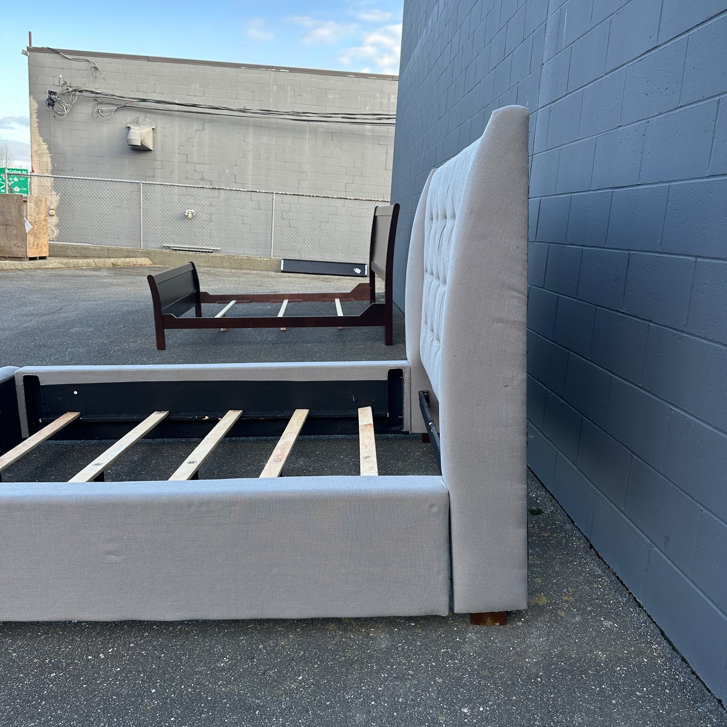 Grey Tufted Queen Size Bed