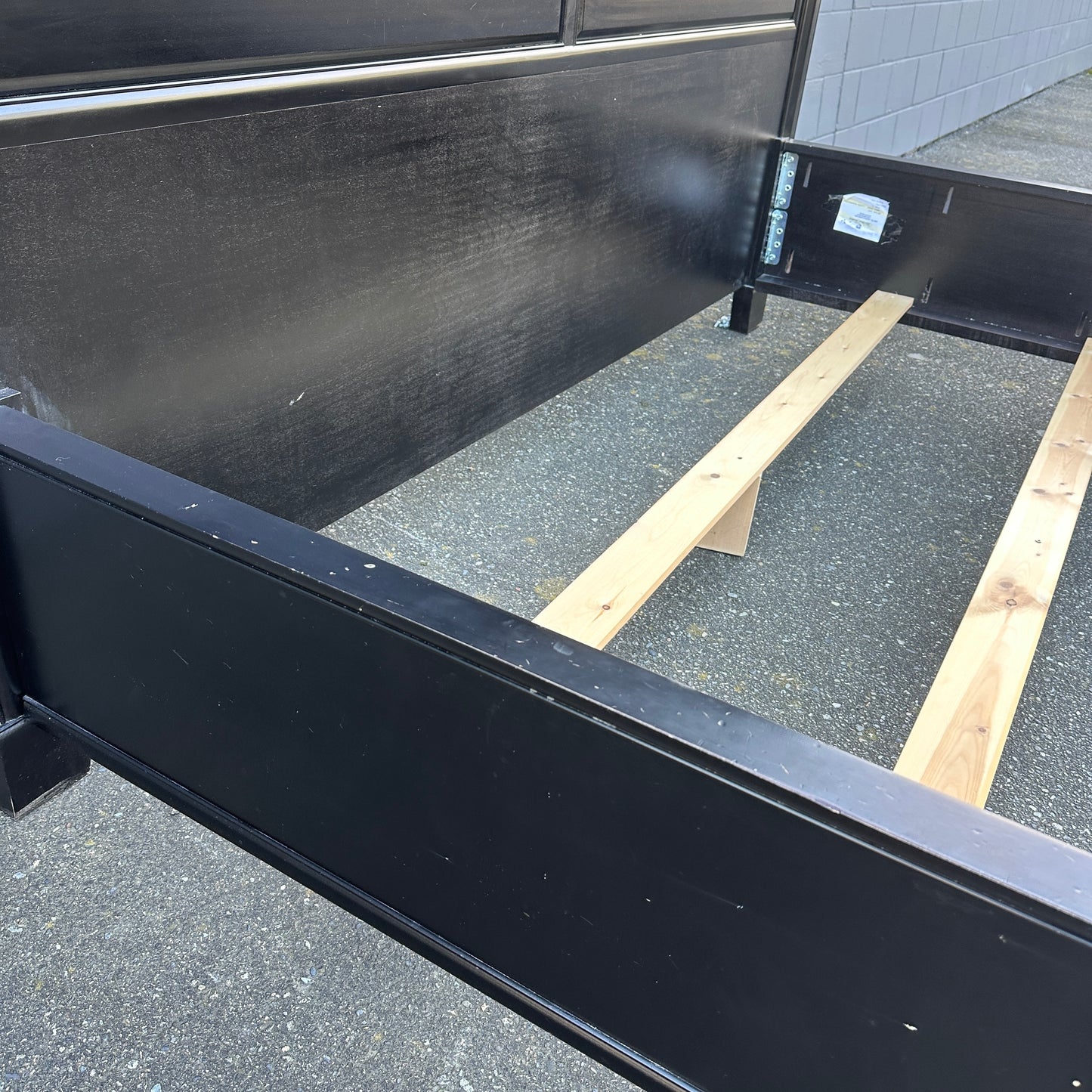 Black Solid Wood King Bed - Sandy Furniture