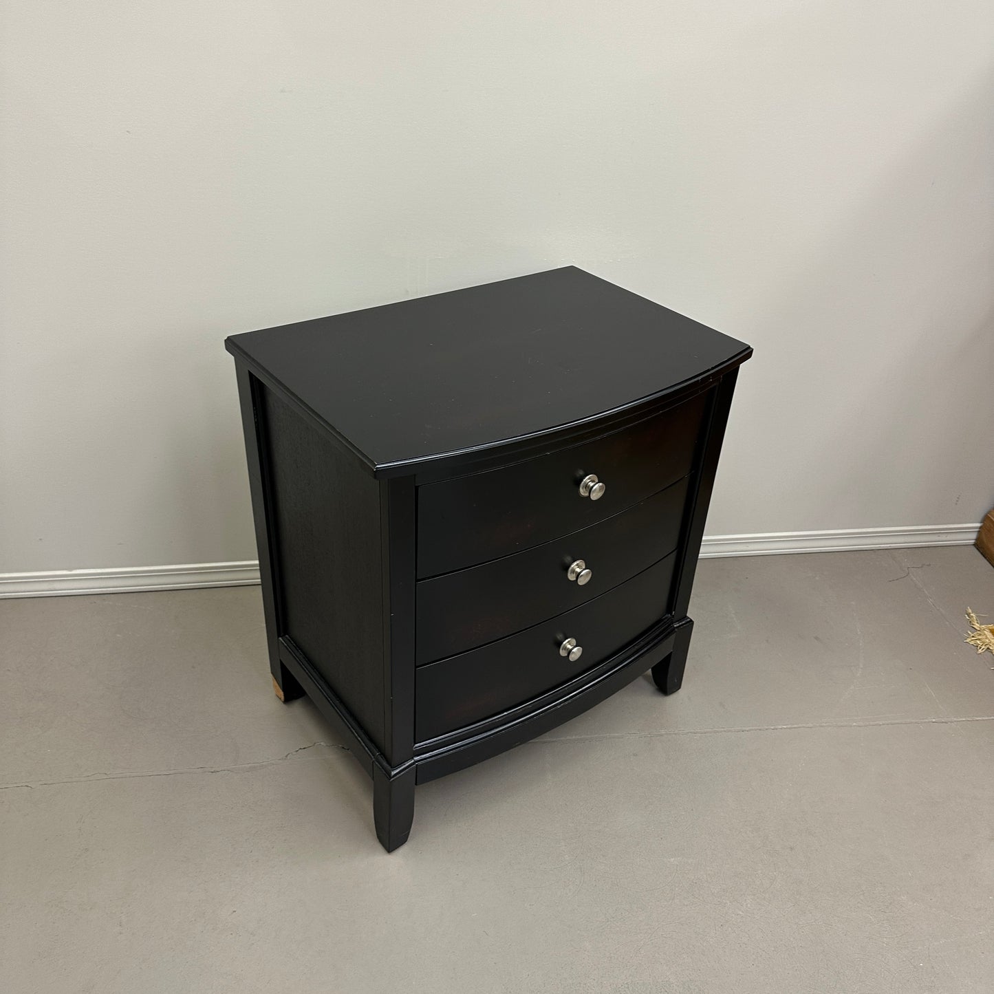 3 Drawers Dark Nightstand