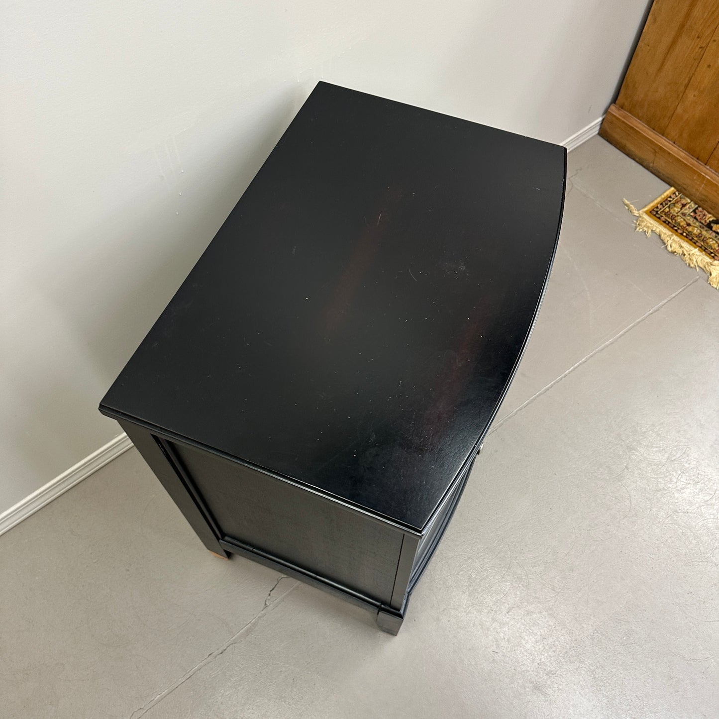 3 Drawers Dark Nightstand