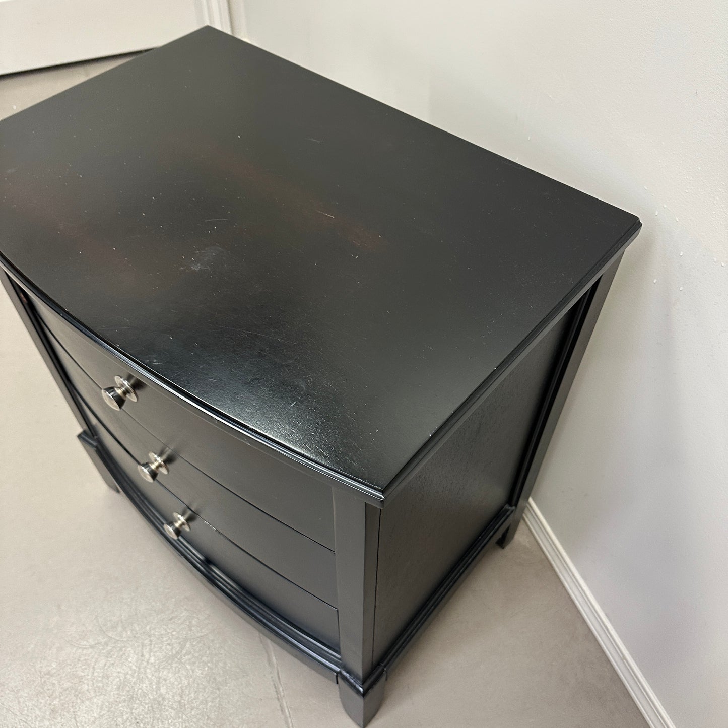 3 Drawers Dark Nightstand