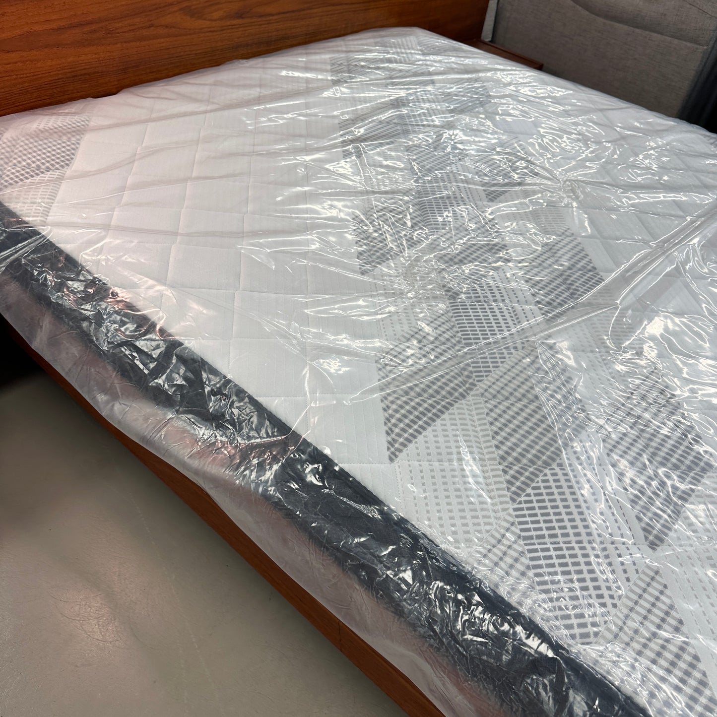 Brand New - Distinction Series Kelowna Mattress