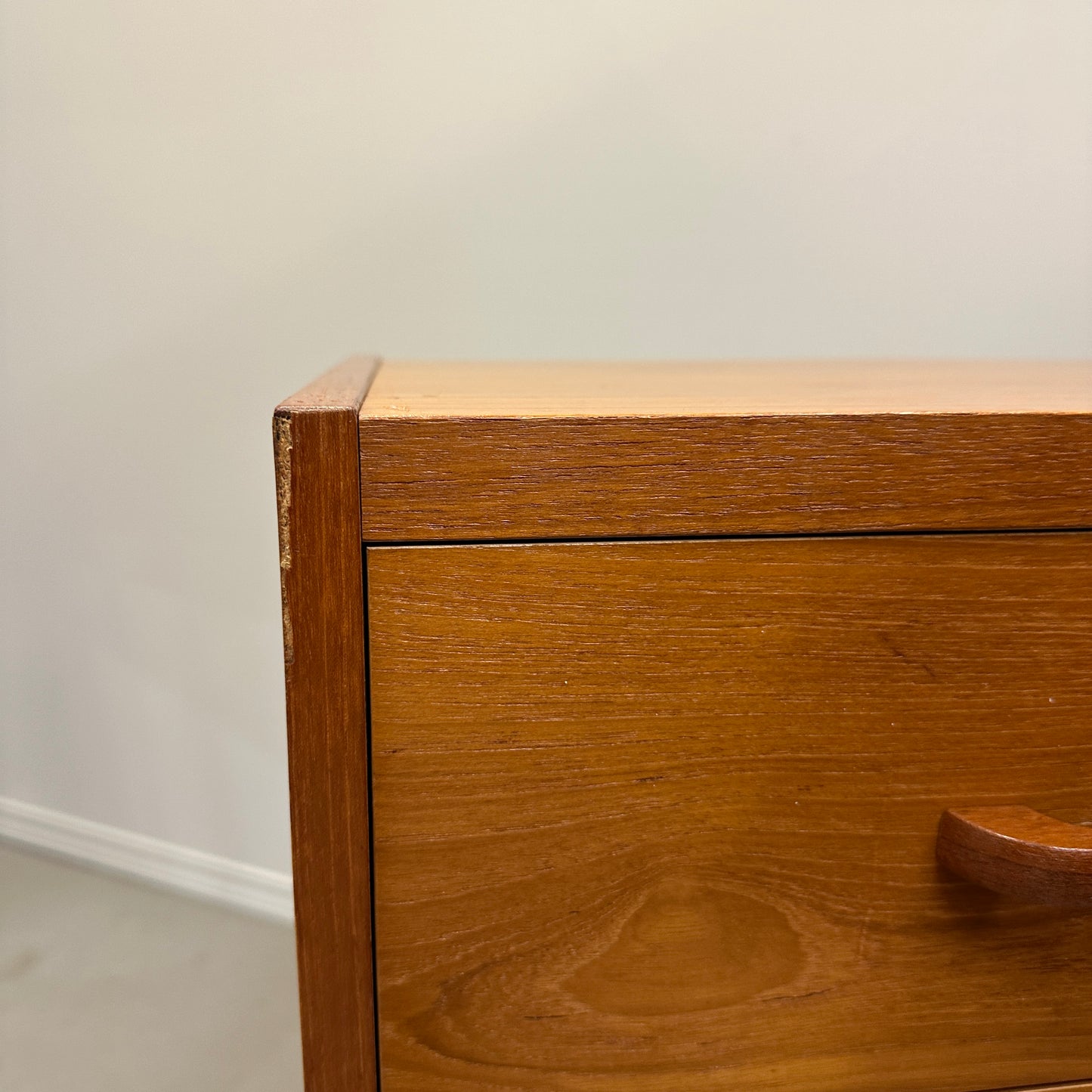 Small Mid-Century Teak 4 Drawers Dresser