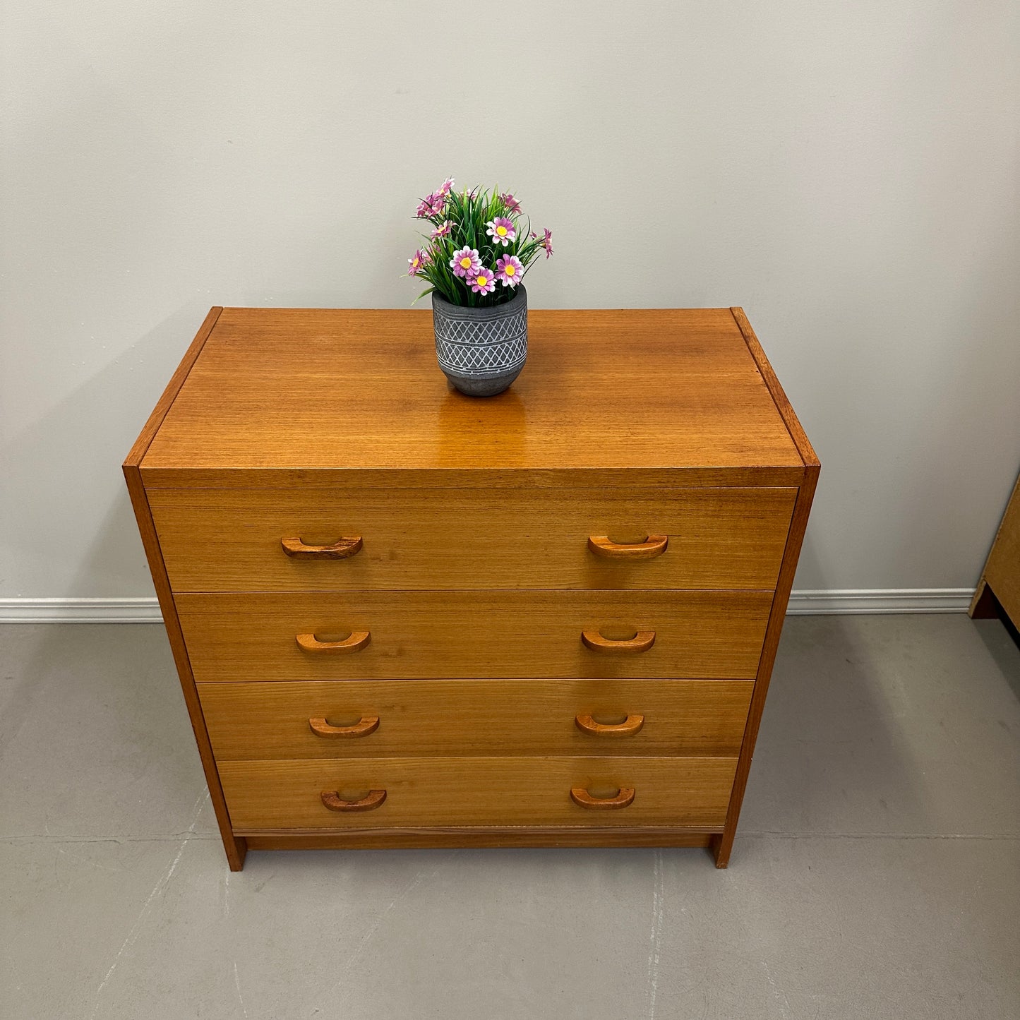 Ervi MøBler Mid-Century Small Dresser