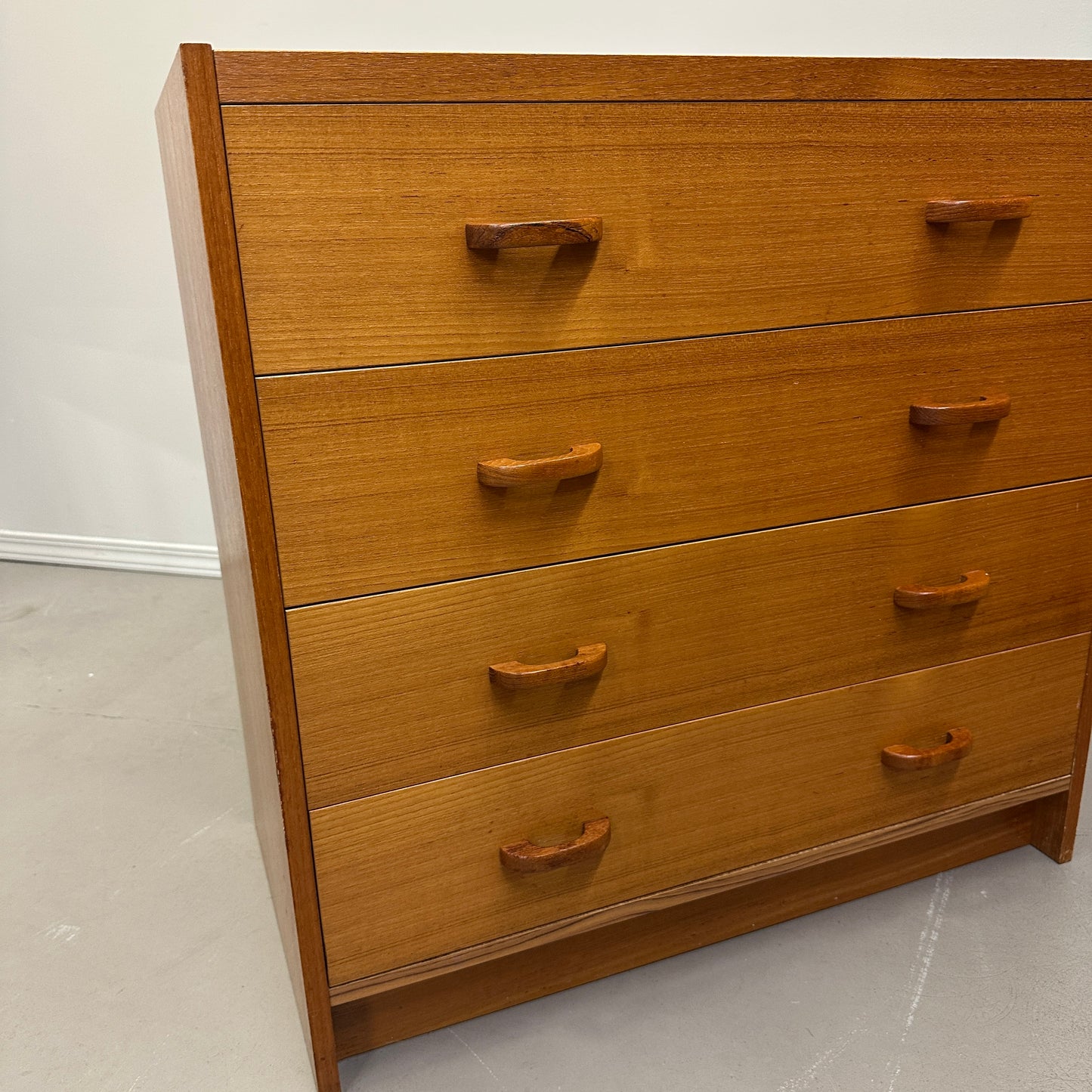 Ervi MøBler Mid-Century Small Dresser