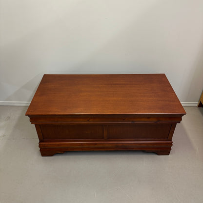 Cherry Blanket Chest/Storage