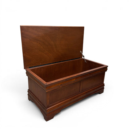 Cherry Blanket Chest/Storage