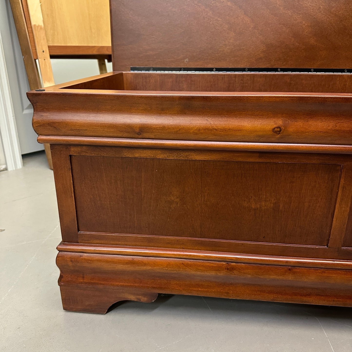Cherry Blanket Chest/Storage
