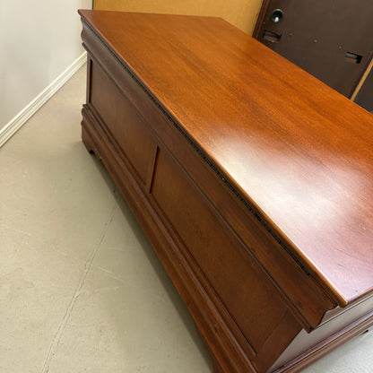 Cherry Blanket Chest/Storage