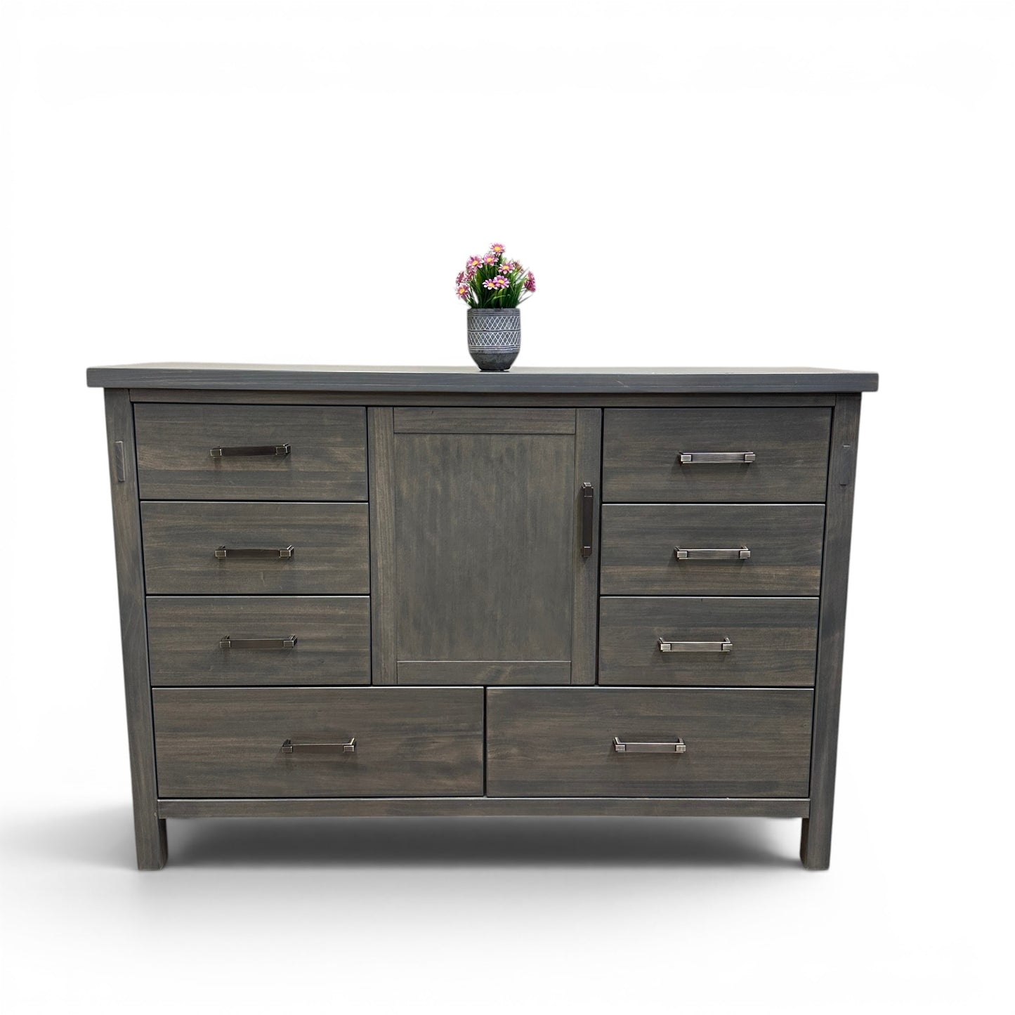 Mako Hudson 8-Drawer Dresser