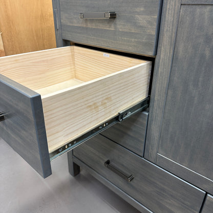 Mako Hudson 8-Drawer Dresser