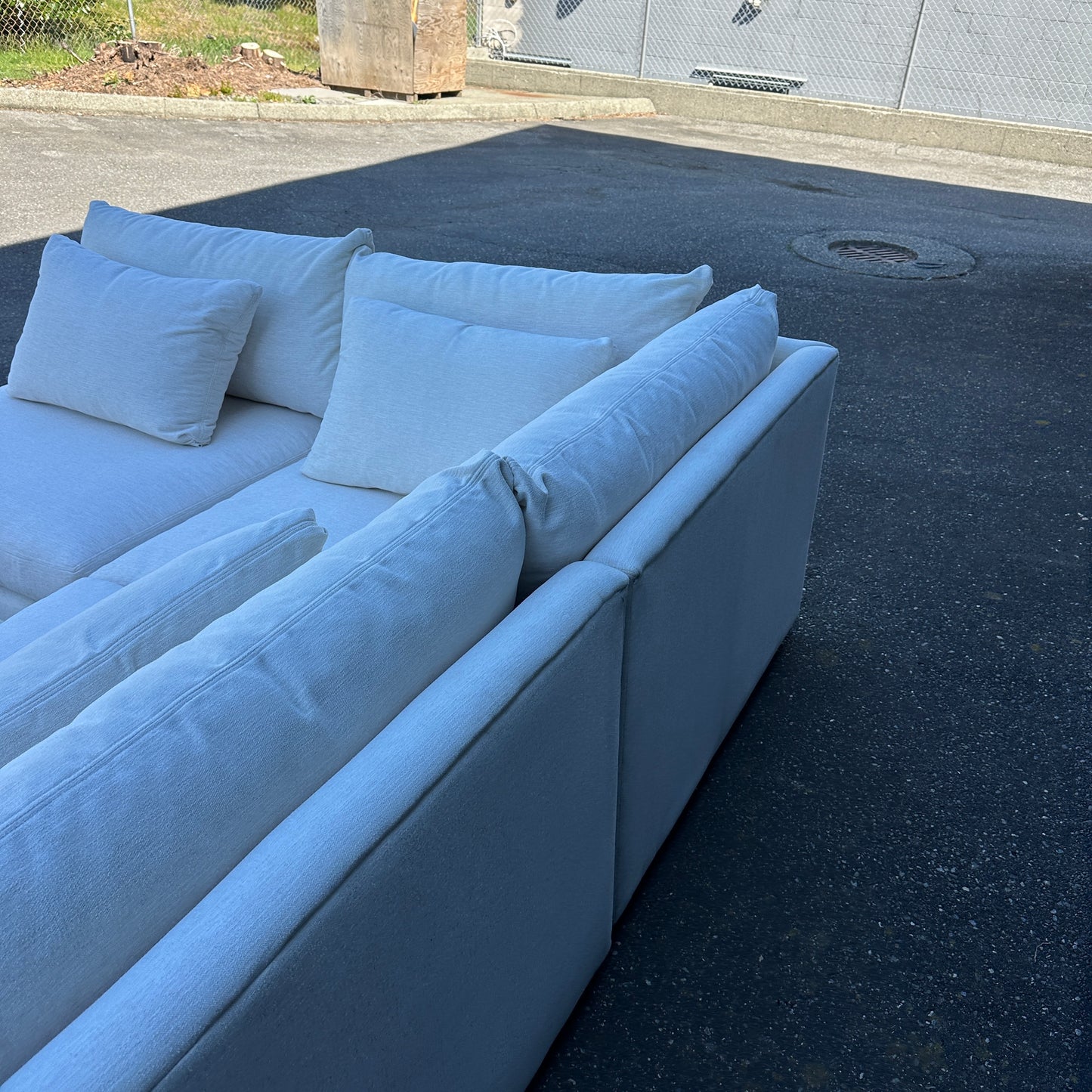 Muse & Merchant Bradford Sectional