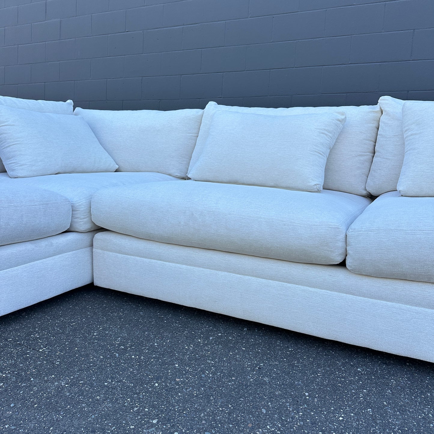 Muse & Merchant Bradford Sectional