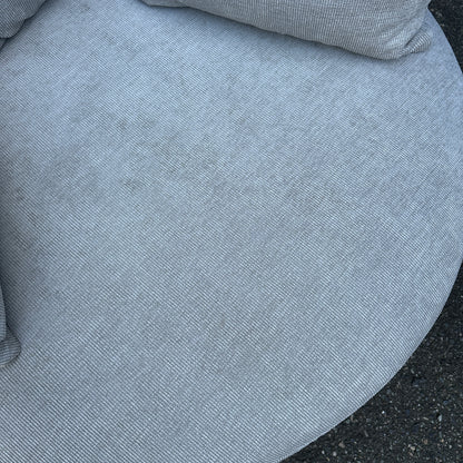 JL Roundabout Cuddle Swivel Chair