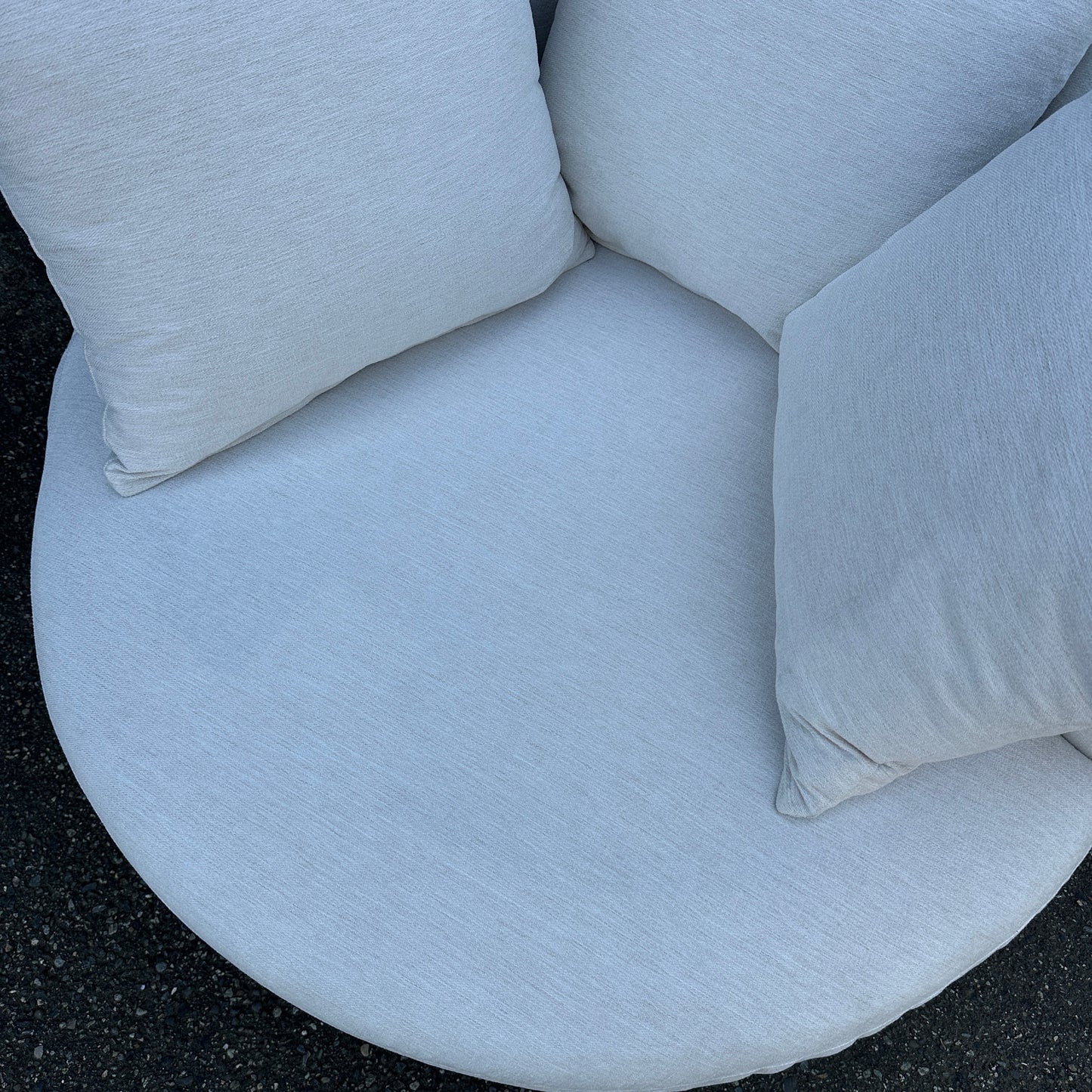 JL Roundabout Cuddle Swivel Chair - Merit Snow